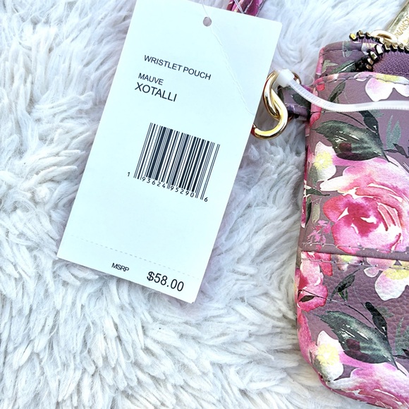 Betsy Johnson NWT Pink Floral Wristlet 8x5 - Picture 3 of 6